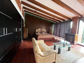 OPORTUNIDAD DE CASA EN VENTAOPORTUNIDAD DE CASA EN VENTA