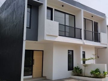 Rumah GAP Kota Bekasi Timur, Baru 2/1 LANTAI Mewah Harga Murah di Dekat Tol Stasiun LRT, Jual Dijual