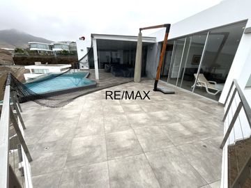 VENTA DE CASA EN PUCUSANA CLUB NAUTICO POSEIDON