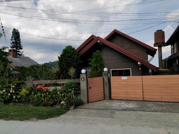 HOUSE AND LOT NEAR PICNIC GROVE AND PEOPLE'S PARK