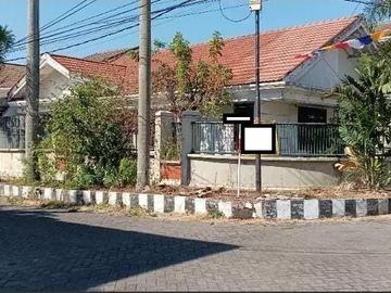 Rumah Lokasi Strategis Jl Dukuh Kupang Barat Dekat dengan Ruko Grand Sungkono, -/+ 150 meter dari Jl. Mayjend Sungkono