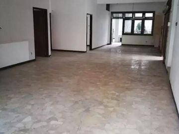 Rumah Lokasi Strategis Jl Dukuh Kupang Barat Dekat dengan Ruko Grand Sungkono, -/+ 150 meter dari Jl. Mayjend Sungkono