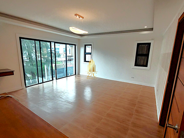 Spacious 5BR in Greenwoods Executive Village Cainta For Sale