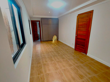Spacious 5BR in Greenwoods Executive Village Cainta For Sale