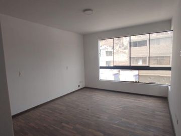 DEPARTAMENTO EN VENTA, 2DO PISO EN ESTRENO Y EQUIPADO, UBICADO EN URB. ALPAMAYO LÍMITE CON LA MOLINA