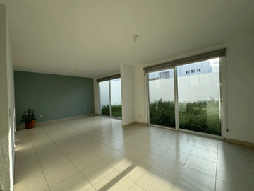 VENTA DE CASA, 3 RECÁMARAS, EN RESIDENCIAL SANTA FE, CORREGIDORA, QRO
