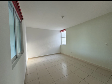VENTA DE CASA, 3 RECÁMARAS, EN RESIDENCIAL SANTA FE, CORREGIDORA, QRO