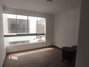 VENTA DE DPTO EN ESTRENO EQUIPADO UBICADO EN URB. ALPAMAYO LÍMITE CON LA MOLINA