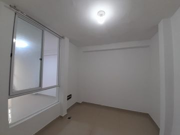 Hermosa Casa De 2 Pisos En Villa Club 1 - Carabayllo