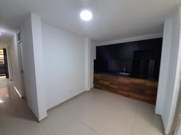 Hermosa Casa De 2 Pisos En Villa Club 1 - Carabayllo