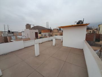 Hermosa Casa De 2 Pisos En Villa Club 1 - Carabayllo