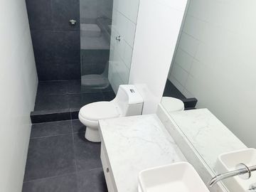 Moderno departamento en venta en Av. Grau Miraflores cerca al malecon