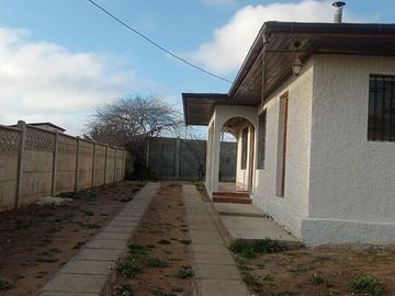 Se vende Casa Impecable En Recinto Cerrado, El Quisco