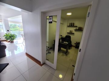 Depa Impecable en venta en Av. Los Ingenieros en Valle Hermoso Surco