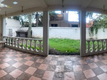 Casa con maravillosa distribución y ubicación en Lomas de las Palmas (Interlomas, Huixquilucan Estado de México)