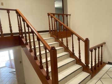Casa con maravillosa distribución y ubicación en Lomas de las Palmas (Interlomas, Huixquilucan Estado de México)
