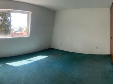 Casa con maravillosa distribución y ubicación en Lomas de las Palmas (Interlomas, Huixquilucan Estado de México)