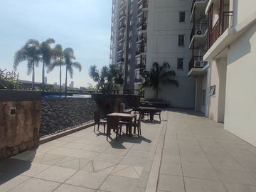 For Sale 1BR Condo in Circulo Verde Quezon City near Calle Industria & Eastwood City