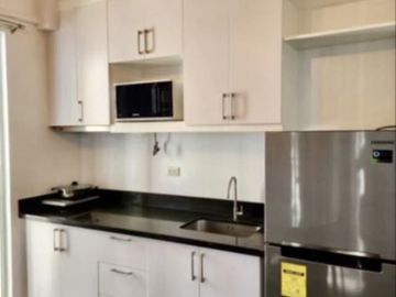 For Sale 1BR Condo in Circulo Verde Quezon City near Calle Industria & Eastwood City