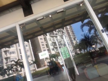 For Sale 1BR Condo in Circulo Verde Quezon City near Calle Industria & Eastwood City