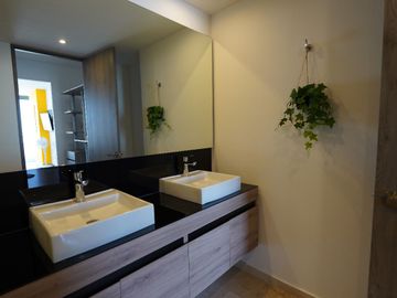 SE RENTA EXCLUSIVO DEPARTAMENTO EN AMIRA CIMA DIAMANTE 2HAB 120 m2