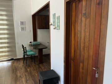 CASA EN VENTA EN LOMAS DE COMANJILLA LEÓN GTO A SOLO 5 MINUTOS DE PUERTO INTERIOR.