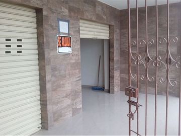 local comercial de renta en manta zona sur