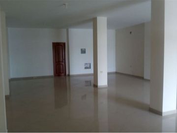 local comercial de renta en manta zona sur