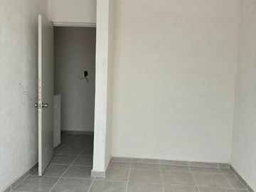 Casas de 2 Niveles en Fracc los Sauces cerca del campus Calazanz en Veracruz
