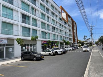 Apartaestudio Amoblado en venta - Av centenario