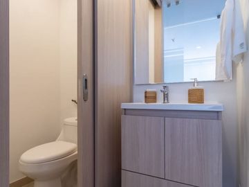 Apartaestudio Amoblado en venta - Av centenario