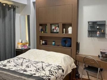 newly renovated 1br condo with parking package for sale