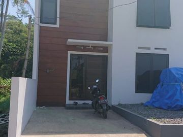 Jual Rumah Malang Butuh Uang 2 Lantai Hanya 400 Jutaan