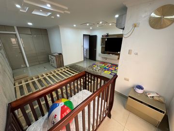 En venta casa de 2 dormitorios con jacuzzi en Urb.Ciudad Santiago.