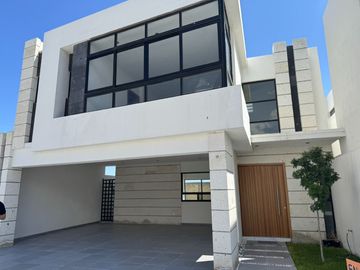 Casa venta nueva equipada Saltillo Coahuila