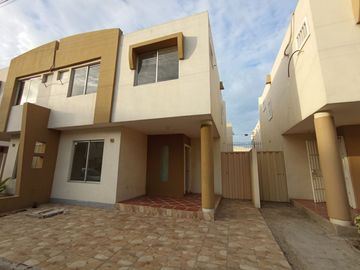 casa de venta en manta sector tarqui zona norte