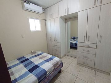 casa de venta en manta las acacias zona centro