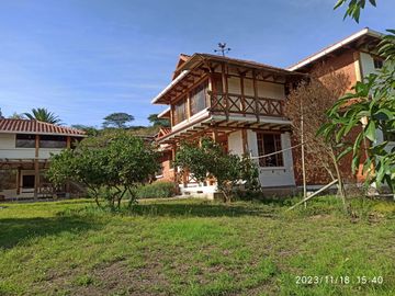 EN VENTA CASA DE CAMPO 1600 MTS DE TERRENO, CASA AMPLIA Y AREAS VERDES CON ARBOLES FRUTALES Y TODOS LOS SERVICIOS BASICOS