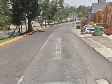 CASA EN VENTA EN JARDINES DE SATELITE, NAUCALPAN JUAREZ ¡¡EXCELENTE OPORTUNIDAD BANCARIA!!