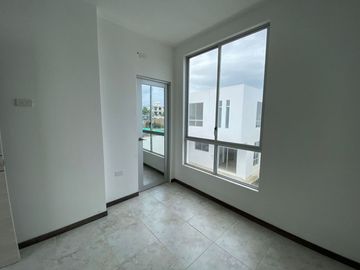 casa de venta en manta los gavilanes zona sur