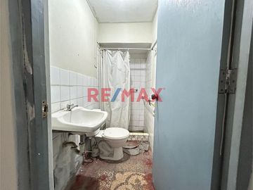 ¡ Oportunidad Única!!!  Única Casa De 3 Pisos Con Cochera En Mangomarca Cerca A Colegio Pnp