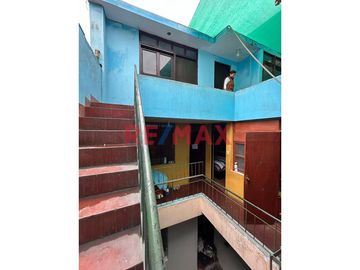 ¡ Oportunidad Única!!!  Única Casa De 3 Pisos Con Cochera En Mangomarca Cerca A Colegio Pnp