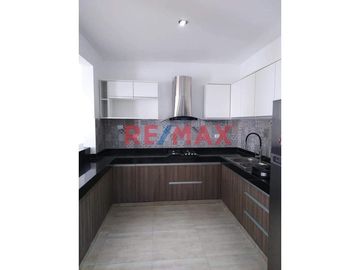 Venta De Casa De Playa A 10 Min De Cerro Azul