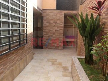 Vendo Departamento De 1Er Piso - Covida