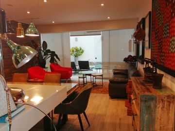 Departamento Amoblado y Equipado 2 Dormitorios con Piscina y Jardín en Alquiler en San Isidro