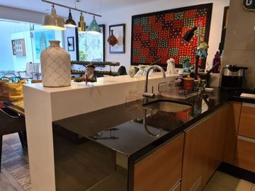 Departamento Amoblado y Equipado 2 Dormitorios con Piscina y Jardín en Alquiler en San Isidro