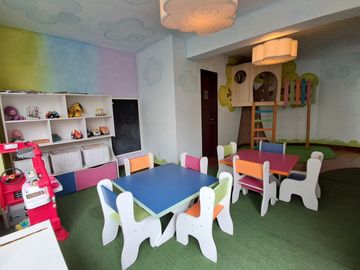 Departamento Amoblado y Equipado 2 Dormitorios con Piscina y Jardín en Alquiler en San Isidro