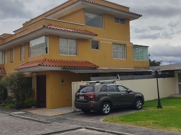 De Venta casa 174 m2 la Armenia 1, conjunto privado