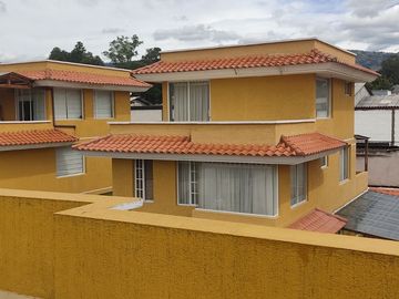 De Venta casa 174 m2 la Armenia 1, conjunto privado