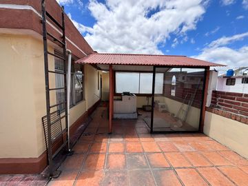 ¡Oportunidad Única! Casa Rentera en el Sector Parque Inglés, Norte de Quito - Precio: $230,000